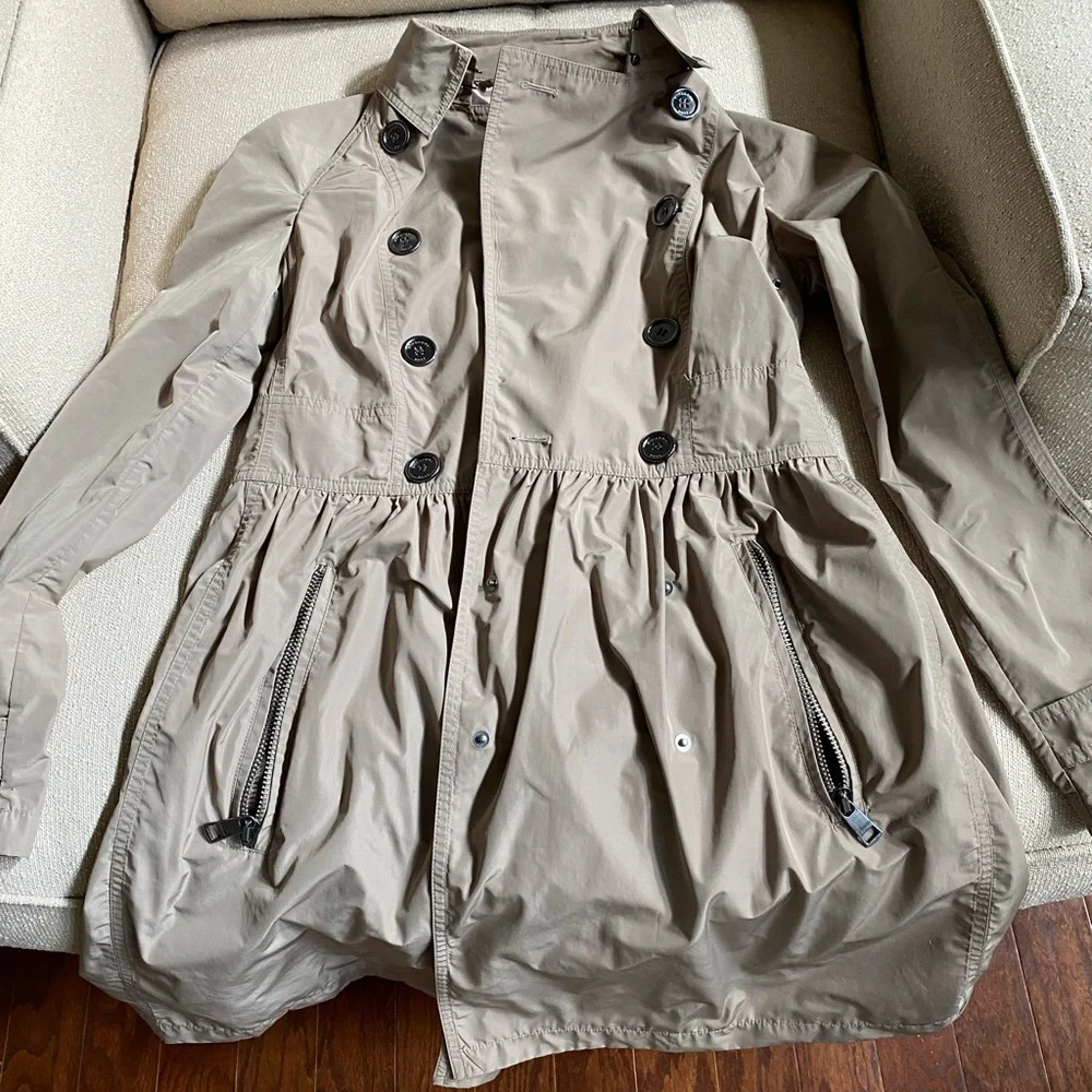 Burberry Brit Khaki Tan Trench Coat with Gathered Waist - Picture 5 of 6